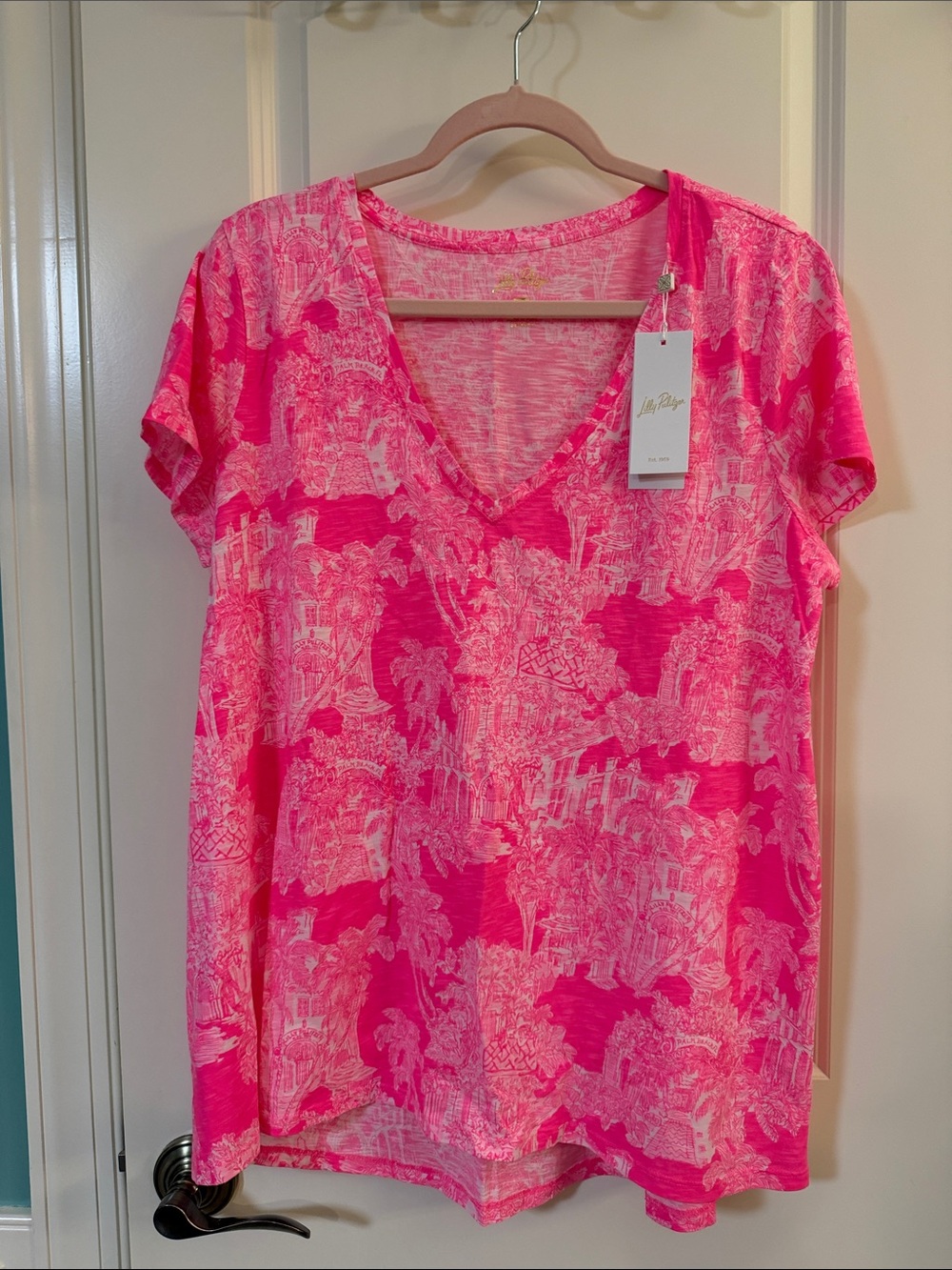 NWT Lilly Pulitzer Etta V-Neck Anniversary Toile Short Sleeve Top